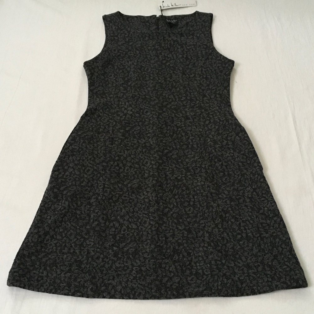 nicole miller knit dress NWT Textured Size 4 Black & Grey Midi dress